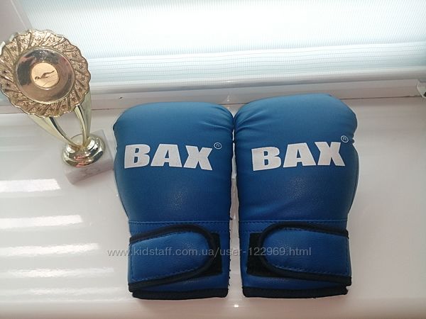 Продам боксерські рукавички BAX 