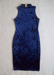 Платье узкое велюровое, талия 60 см