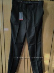 Новые черные брюки Pierre Cardin размер 34WL