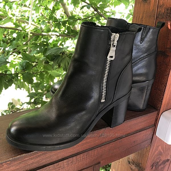 Ботинки женские, чёрные, кожаные. 42 размер, 27 см. Zign, бу