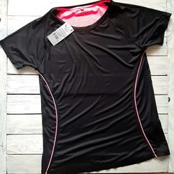 Спортивная футболка