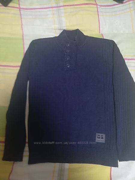 Продам школьный свитер для мальчика р. 140
