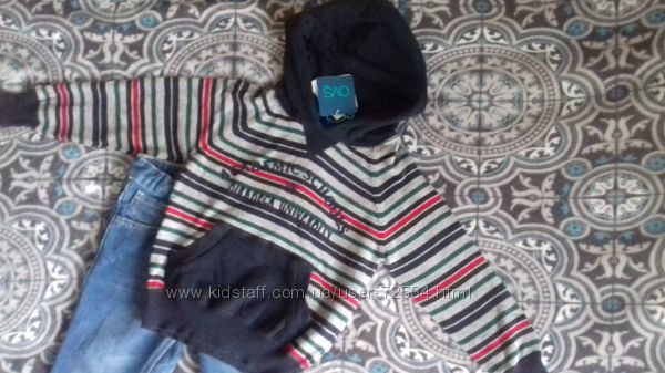 Худи, пайта, свитер с капюшоном OVS Италия 3-4 года.