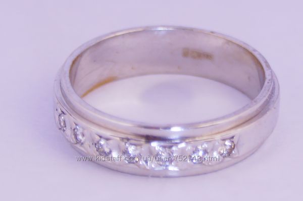 Золотое кольцо 585 с бриллиантами 0, 133кт