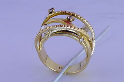 Золотое кольцо 585 с бриллиантами 0, 069 карат