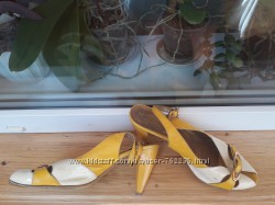 Жіночі босоніжки