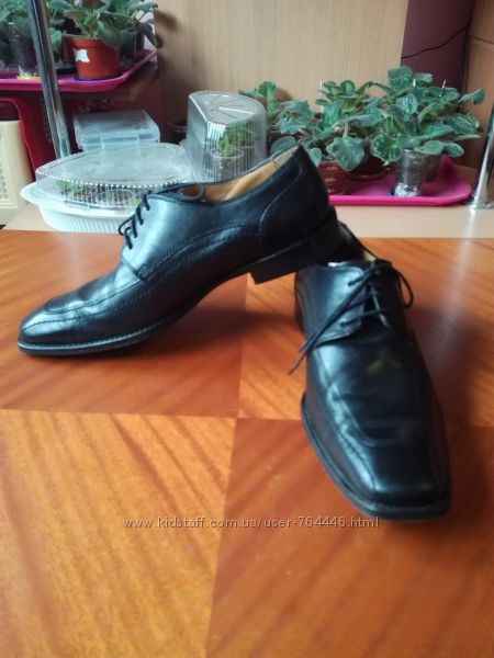 Туфли мужские Bata, новые