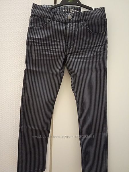 Стрейчевые коттоновые штаны H&M