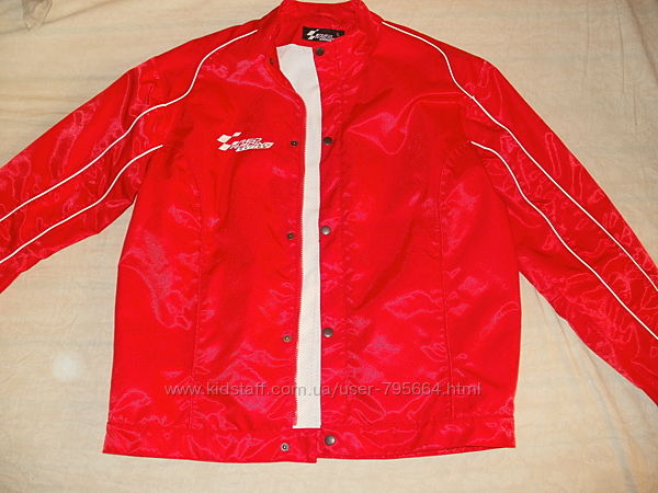 Продам курточку мужскую Red racing series размер 52