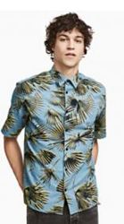  Рубашка H&M с коротким рукавом и принтом Тропики размер М