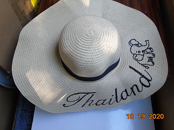Женская пляжная шляпа с широкими полями