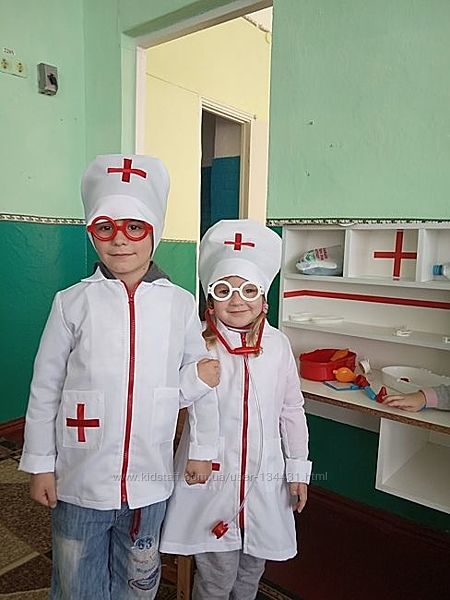 Продам костюм ВРАЧ