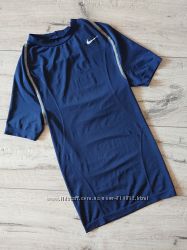 Футболка Найк Nike team seamless sans couture размер С детская