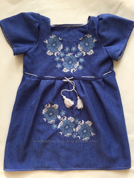 Плаття з вишивкою на дівчинку 4-5 років