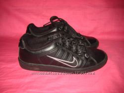 Кожаные кроссовки Nike оригинал - 32 размер