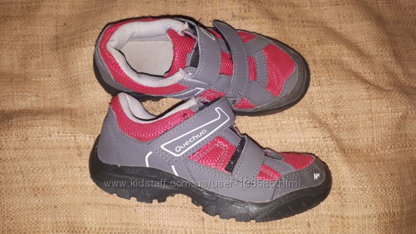 р 28-18. 3 ботинки Quechua 