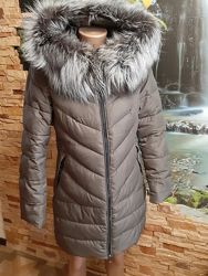 Зимняя куртка женская красивая с натуральным мехом
