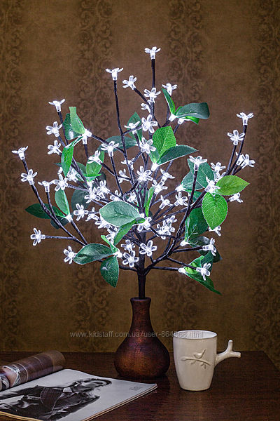 Светодиодное дерево Сакура  прозрачные цветки и зеленый лист 