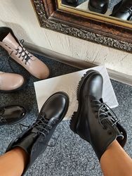 Распродажа кожаные чёрные натуральные  ботинки на шнуровке 