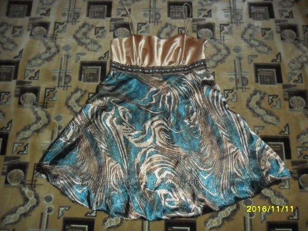 Суперровое Праздничное женское платье на 44-46р