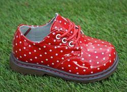 Детские демисезонные лаковые туфли ботинки для девочки красные р24-25