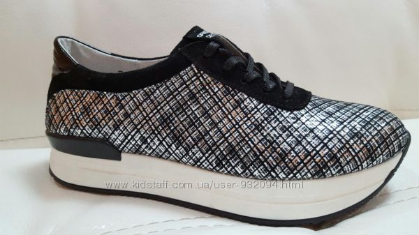 женские слипоны