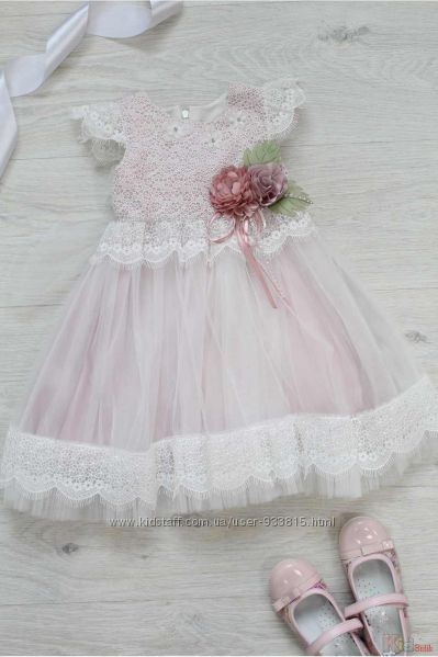 Сукня ніжно-рожевого кольору з брошкою для дівчинки Miss Lucia