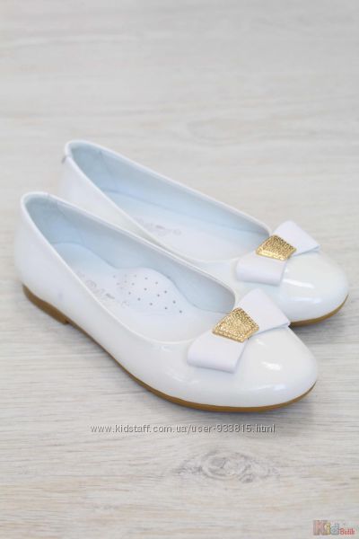 Туфлі білого кольору з бантом для Вашої дівчинки Kemal Pafi