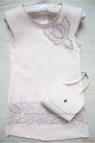 Сукня світло-рожева з вишивкою і маленькою сумочкою Moonstar