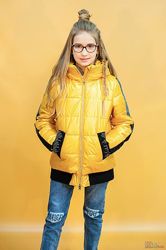 Куртка демісезонна для дівчинки жовтого кольору Anernuo