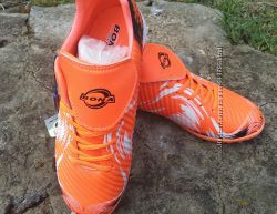 Обувь для футбола от фирмы bona
