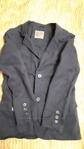Піджак темно - синього кольору 