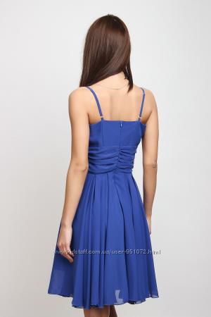 Плаття в наявності