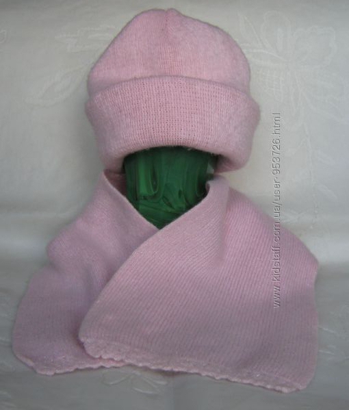Комплект розовый зимний шапочка двухслойная и шарфик 