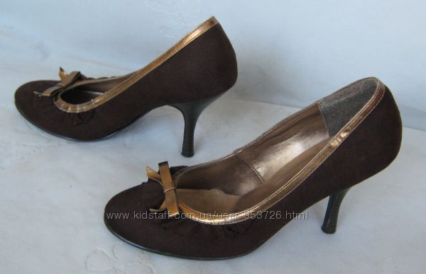 Туфли Xpress р. 37 коричневые на каблуке 