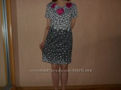 Красивое платье , 46-48 размер, Польша, трикотаж, летнее, в горошек