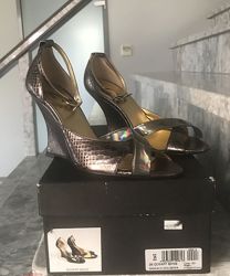 Босоножки туфли на танкетке JUST CAVALLI р 36 оригинал новые