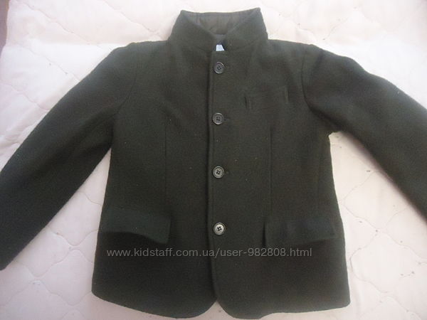 Пальто, куртка на мальчишку 4-6 лет