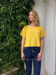 Яркие вязаные футболки