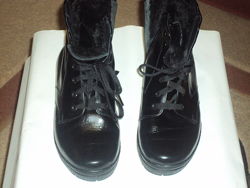 женские кожаные ботинки на натуральном меху  36размер