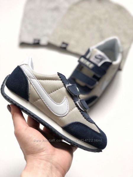 Детские кроссовки