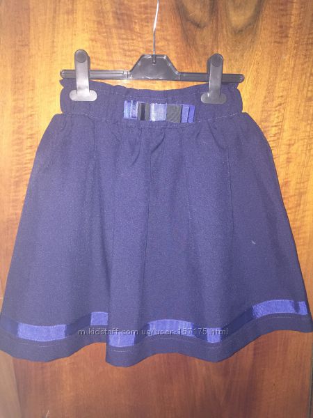 Продам школьную Синию юбку 