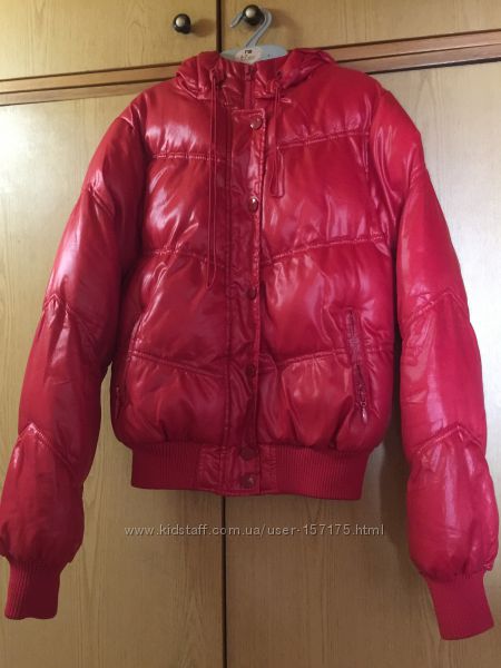 Продам демисезонную куртку Terranova, размер S на рост от 152-164см.