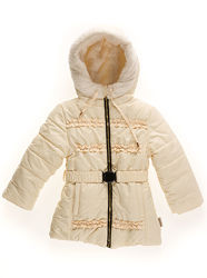 Куртка удлиненная зимняя для девочки Одягайко молочная 20051О