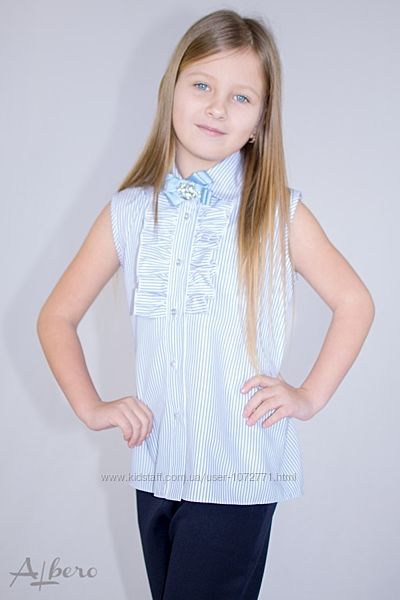 Блузка с брошью для девочки Albero голубая 5075