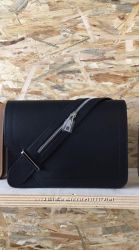 #8: 1600грн,чёрная,красн