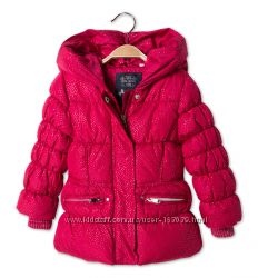 Красивенькая мерцающая теплая курточка для девочки с сайта C&A, размер 92