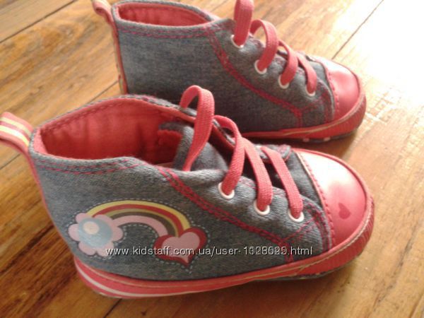 пінетки взуття ло року