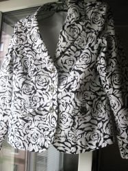 Жакет черно-белый с рисунком, р-р 50, пиджак