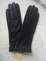 Удлинённые кожаные женские перчатки Pittards